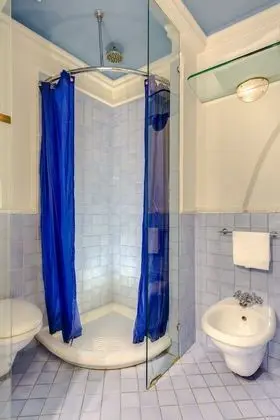 Comfort Tek Büyük veya İki Ayrı Yataklı Oda, Özel Banyo (External)