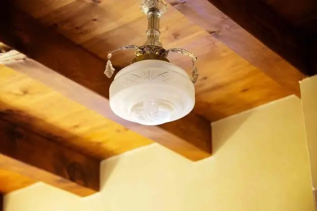 Tek Büyük Yataklı Oda, Balkon