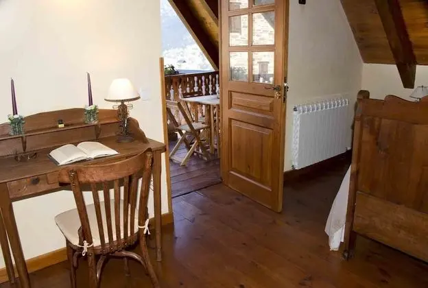 Tek Büyük Yataklı Oda, Dağ Manzaralı