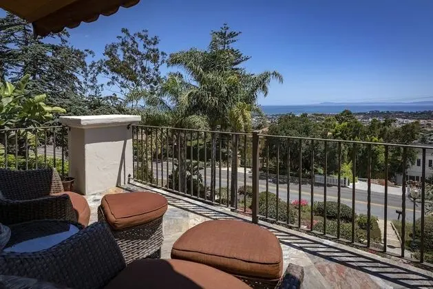 Ev, Birden Çok Yatak, Balkon, Kısmi Deniz Manzarası