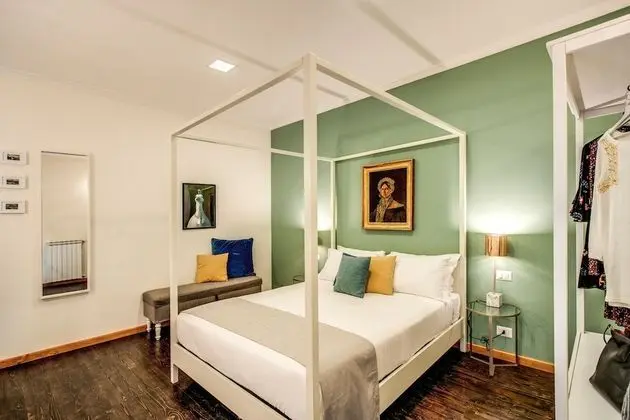 Deluxe Üç Kişilik Oda