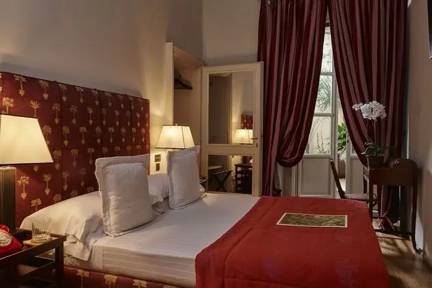 Standard Tek Büyük Yataklı Oda