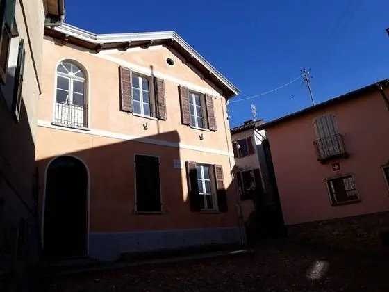 Ev, 2 Yatak Odası, Veranda