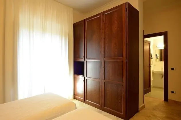 Tek Büyük veya İki Ayrı Yataklı Oda