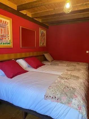 Habitación doble, 2 camas individuales, baño uso exclusivo fuera de habitación