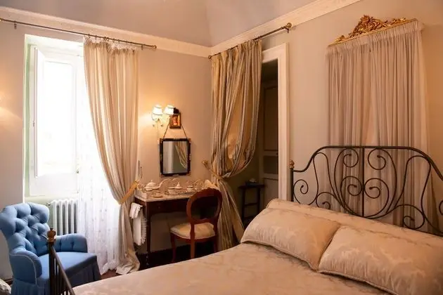 Economy Tek Büyük Yataklı Oda (External Bathroom)