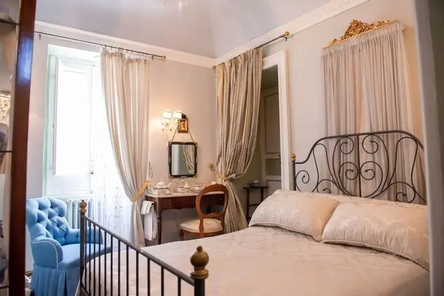 Economy Tek Büyük Yataklı Oda (External Bathroom)