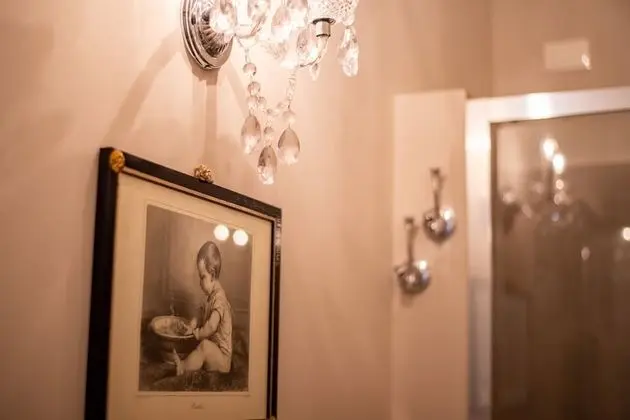 Royal Tek Büyük Yataklı Oda