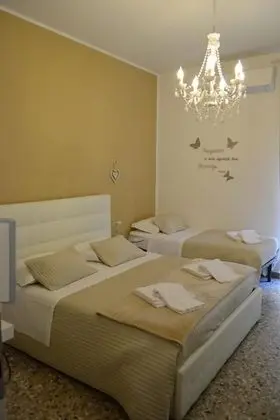 Üç Kişilik Oda