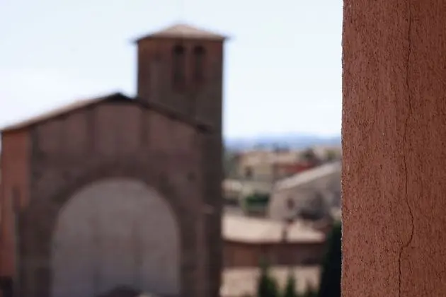 Üç Kişilik Oda, Şehir Manzaralı