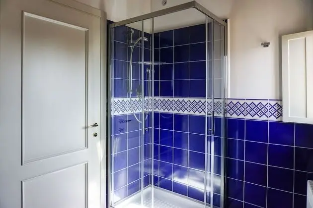 Üç Kişilik Oda, Şehir Manzaralı