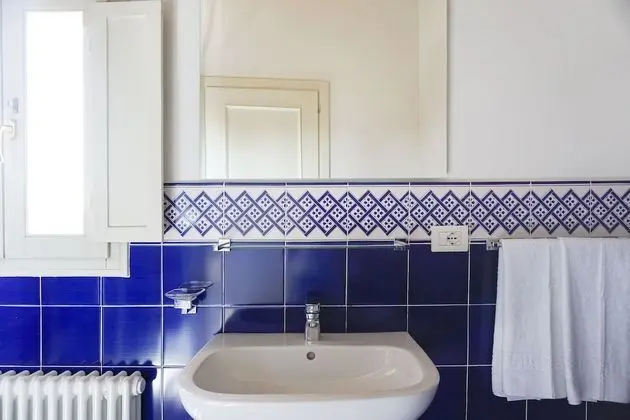 Üç Kişilik Oda, Şehir Manzaralı