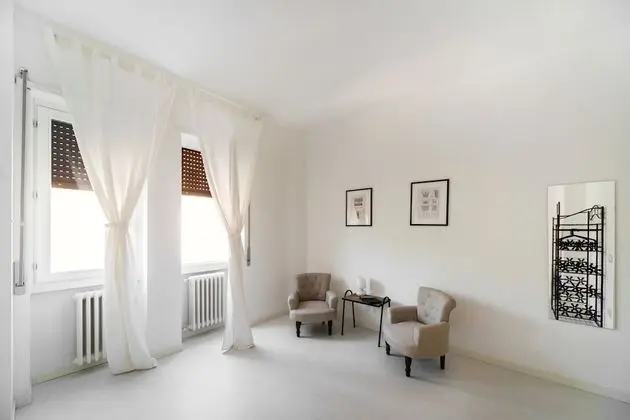 Tek Büyük veya İki Ayrı Yataklı Oda, Ortak Banyo (no.3)