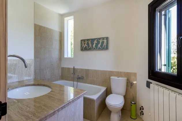 Ev, 3 Yatak Odası, Kişiye Özel Havuzlu, Dağ Manzaralı