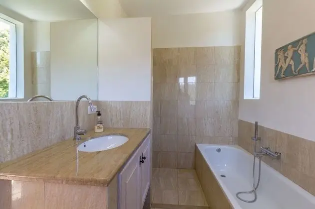 Ev, 3 Yatak Odası, Kişiye Özel Havuzlu, Dağ Manzaralı