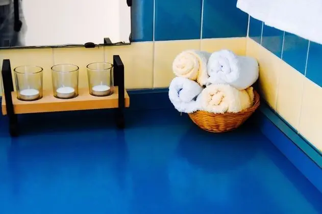 Standard Tek Büyük veya İki Ayrı Yataklı Oda, Ortak Banyo