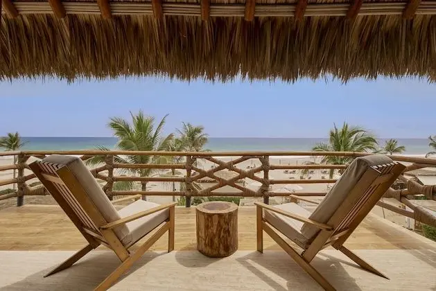 OCEAN FRONT SUITE