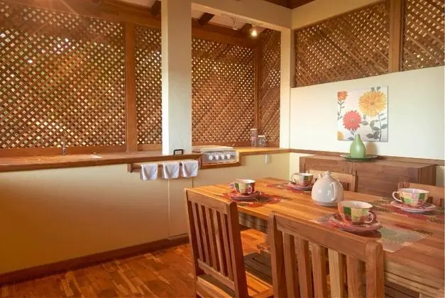 Kulübe, 2 Yatak Odası, Sigara İçilebilir, Balkon
