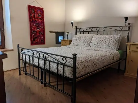 Ev, 1 Büyük (Queen) Boy Yatak