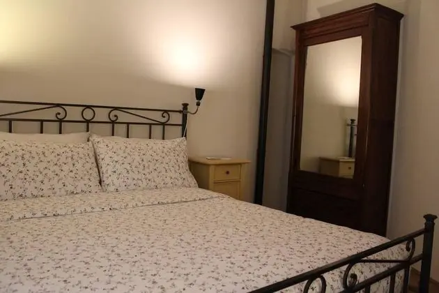 Ev, 1 Büyük (Queen) Boy Yatak