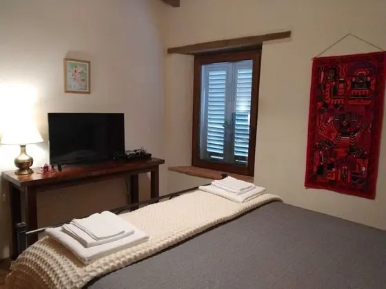 Ev, 1 Büyük (Queen) Boy Yatak