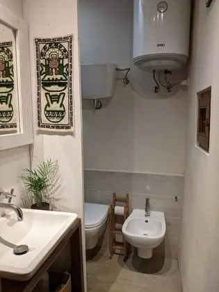 Ev, 1 Büyük (Queen) Boy Yatak