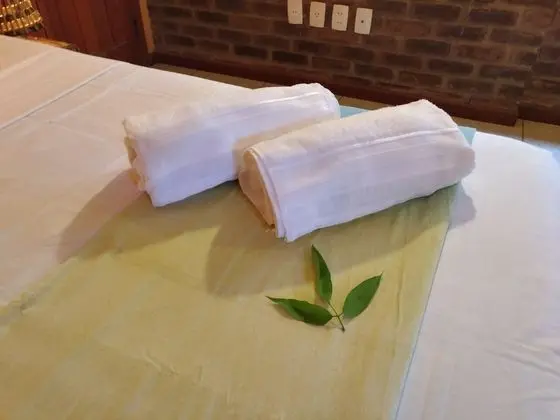 Grand Süit, 1 Büyük (Queen) Boy Yatak, Bahçe Manzaralı, Bahçeli