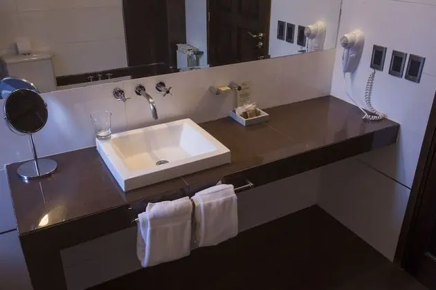 Deluxe Tek Büyük veya İki Ayrı Yataklı Oda