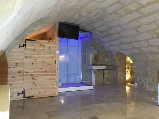 Chambre a la Cave Sauna et Hammam