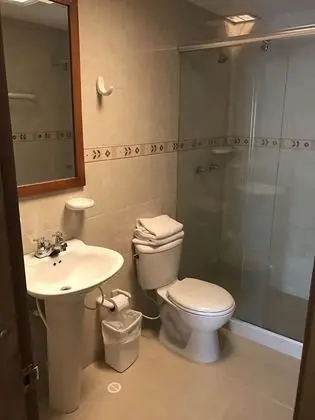Üç Kişilik Oda