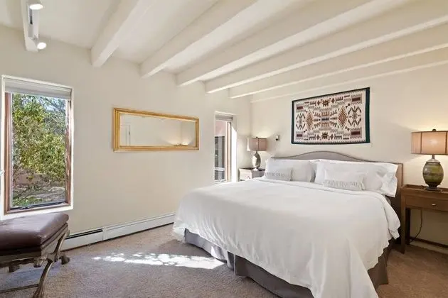 Ev (Casa Ladera - Enchanting Home, Nestle)