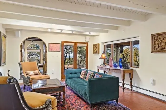 Ev (Casa Ladera - Enchanting Home, Nestle)