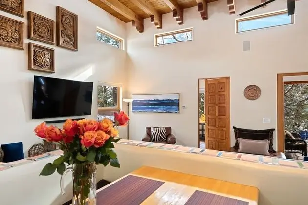 Ev (Casa Ladera - Enchanting Home, Nestle)