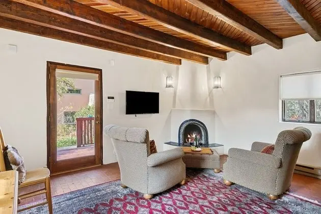 Ev (Casa Ladera - Enchanting Home, Nestle)
