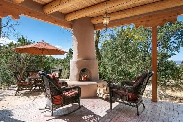 Ev (Casa Ladera - Enchanting Home, Nestle)