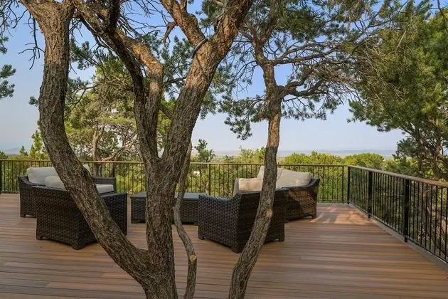 Ev (Casa Ladera - Enchanting Home, Nestle)