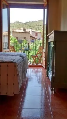 Apart Daire, 2 Yatak Odası (Right)