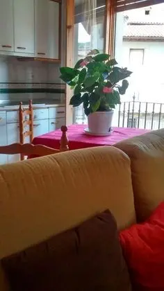 Apart Daire, 2 Yatak Odası (Right)