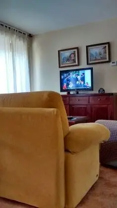 Apart Daire, 2 Yatak Odası (Right)