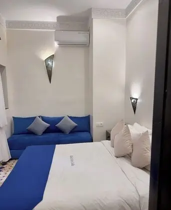 Superior Oda, 1 Büyük (Queen) Boy Yatak ve Çekyat