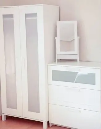 İki Ayrı Yataklı Oda, Ortak Banyo