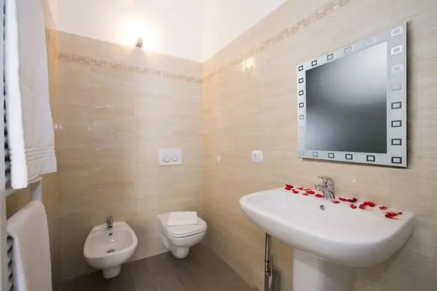 Family Apart Daire, 2 Çift Kişilik Yatak, 2 Banyolu, Dağ Yamacı (Casa Laura Apt. 6)