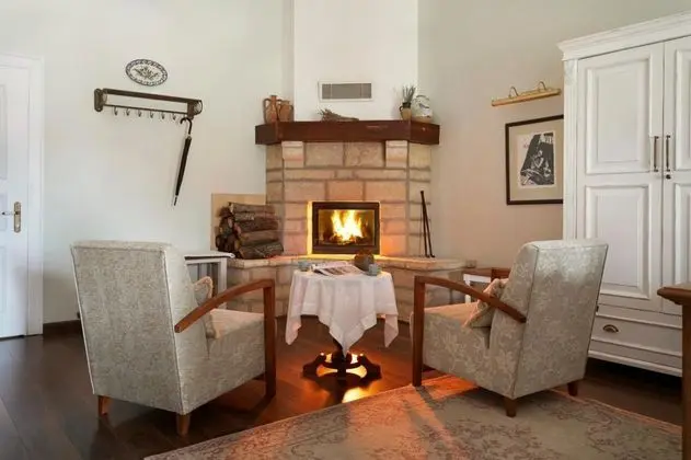 Jakuzili ve Şömineli Suite Oda,    , Balkonlu