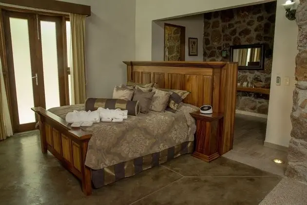 Villa, 1 Büyük (Queen) Boy Yatak, Sigara İçilmez, Bahçe Manzaralı