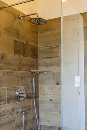 Classic Tek Büyük Yataklı Oda