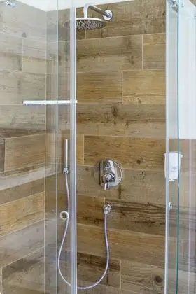 Classic Tek Büyük Yataklı Oda