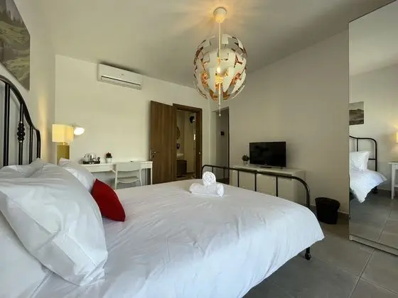 Deluxe Tek Büyük Yataklı Oda, Balkon