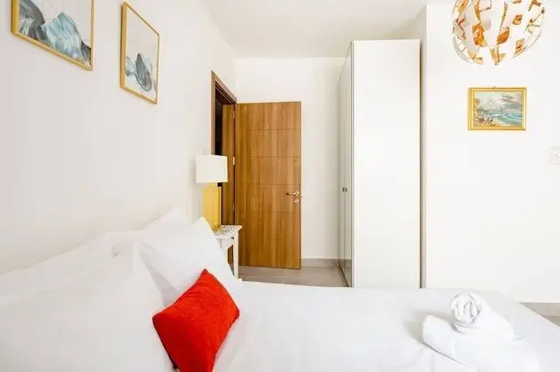Tek Büyük Yataklı Oda, Balkon