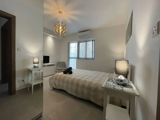 Tek Büyük Yataklı Oda, Balkon