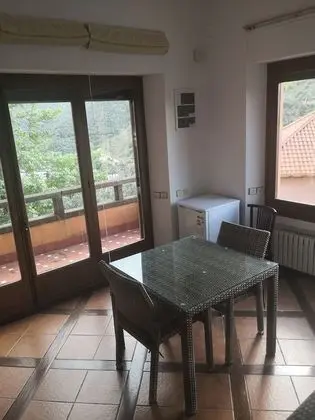 Deluxe Tek Büyük Yataklı Oda, Sigara İçilmez, Dağ Manzaralı